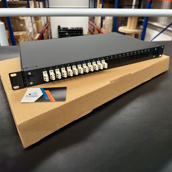 12 adaptadores LC APC SM 12 adaptadores LC APC SM